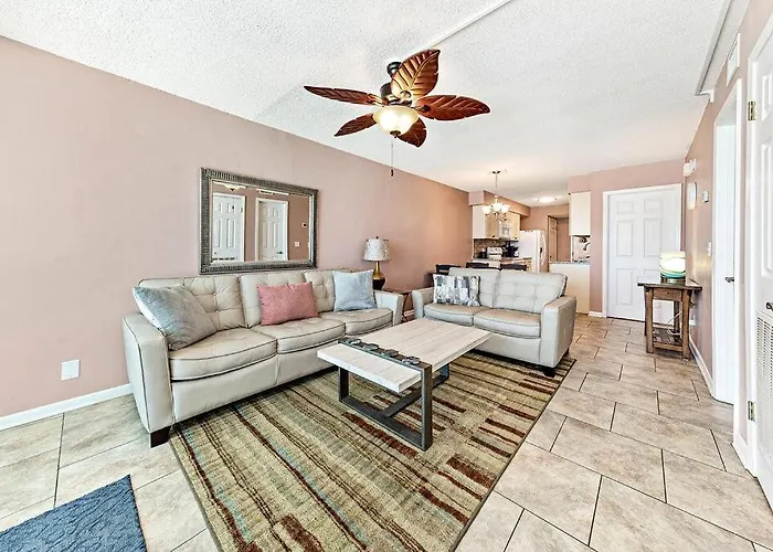 Stunning Oceanfront Views With Pool And Access Apartment