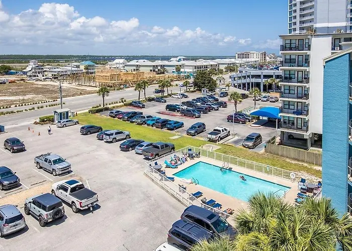 Apartment Stunning Oceanfront Views With Pool And Access